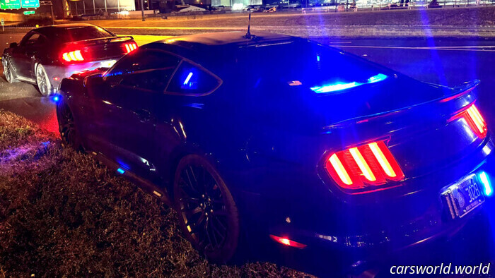 Un adolescente «supervelocista» llevó su Mustang hasta las 154 mph y luego se dio cuenta de que el policía también lo había hecho | Carscoops